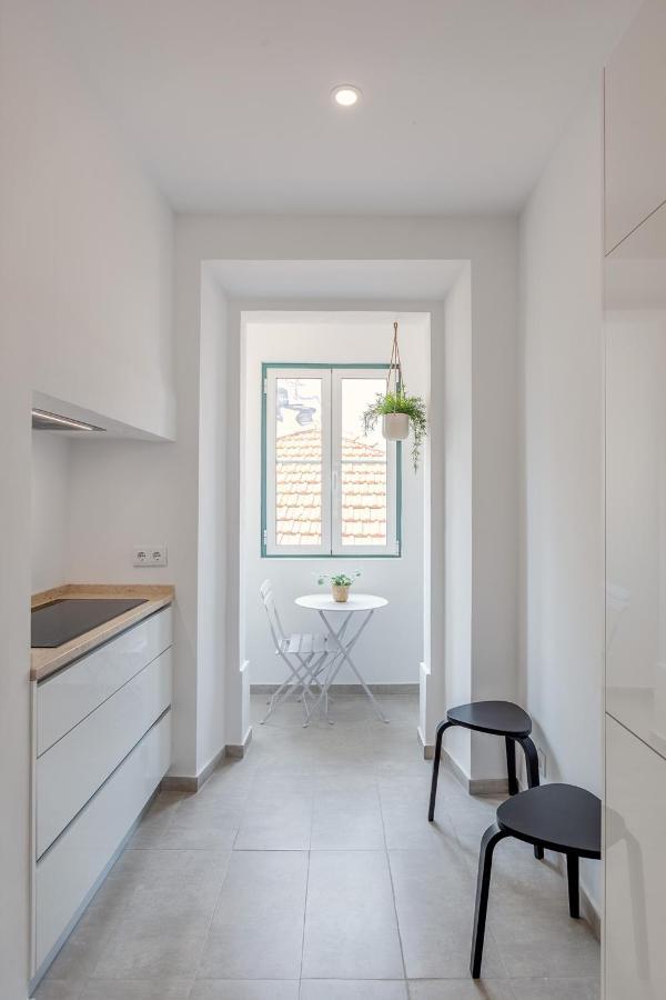 Sunny House - Bright 2 Bedroom Apartment W/ Office Lisboa Exteriér fotografie